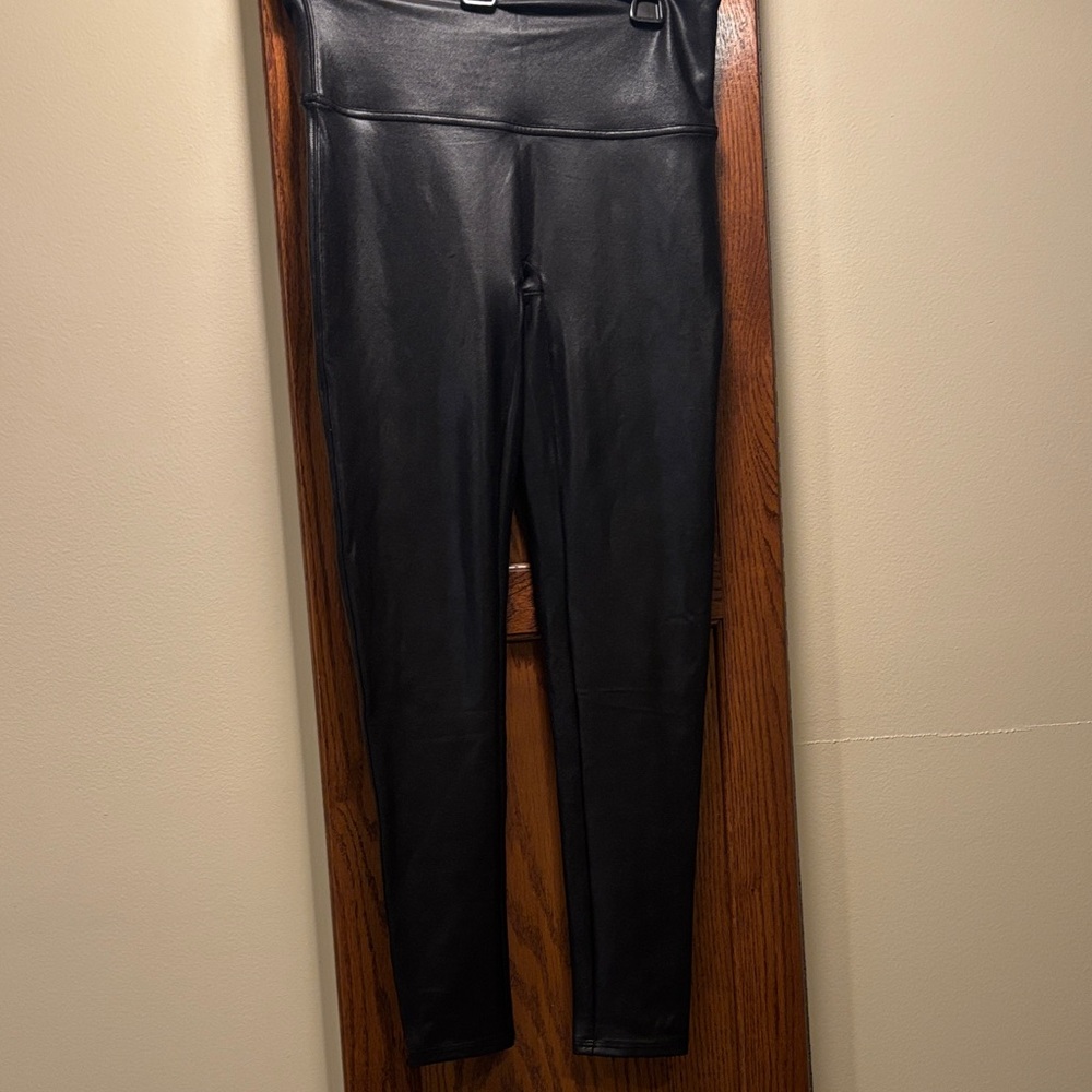 SPANX Classic Black Leggings - waist 28